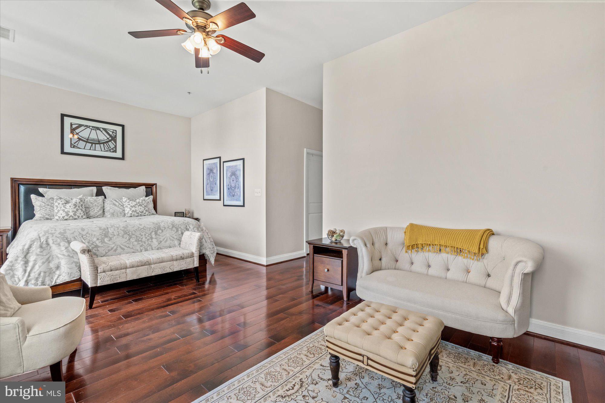 2200 17th St NW #213