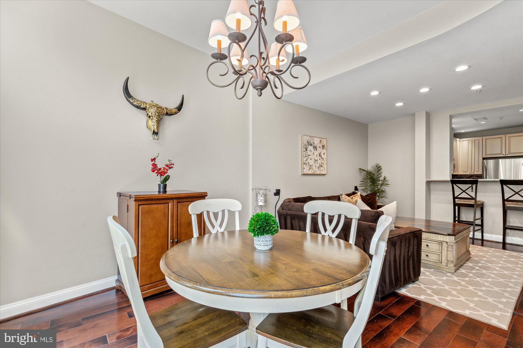 2200 17th St NW #213