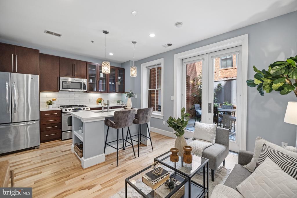 444 M STREET NW 5