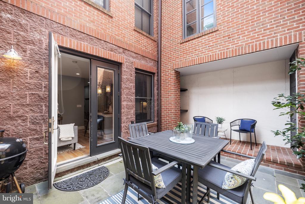 444 M STREET NW 5
