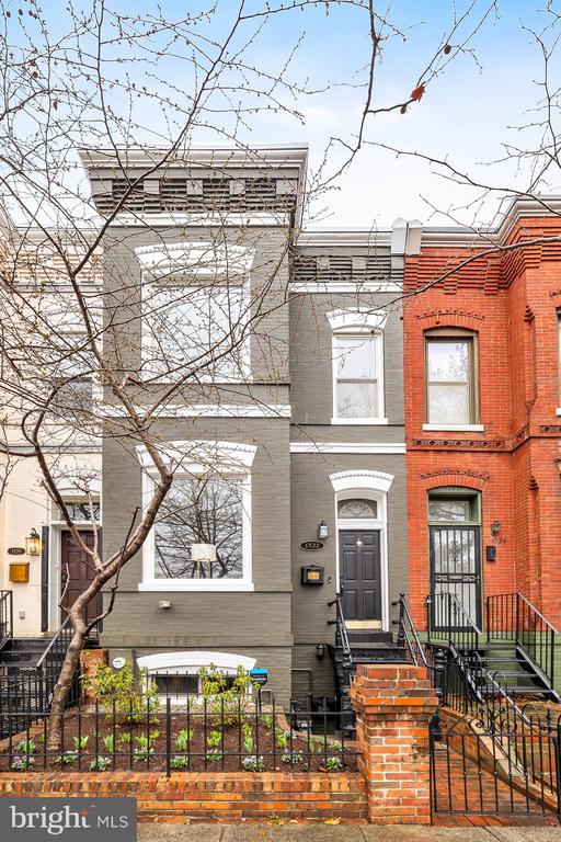 1522 10TH STREET NW