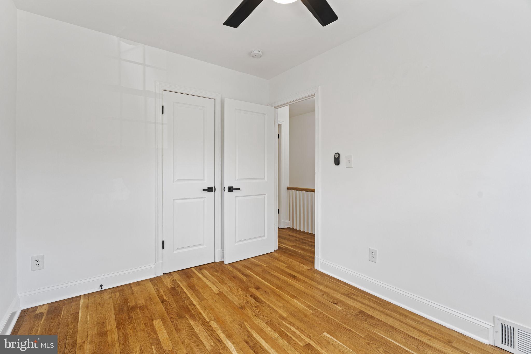 132 FORRESTER STREET SW