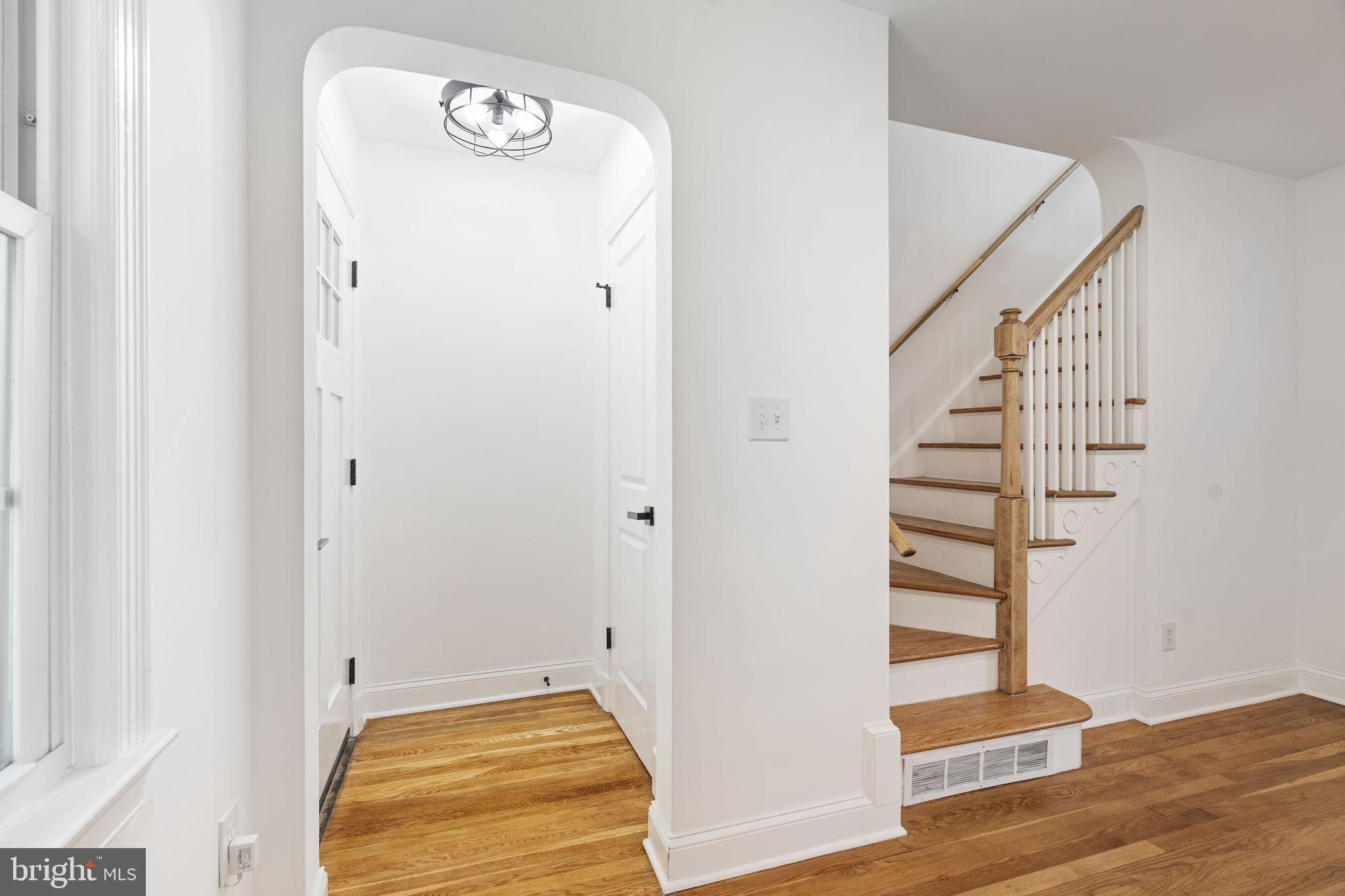 132 FORRESTER STREET SW