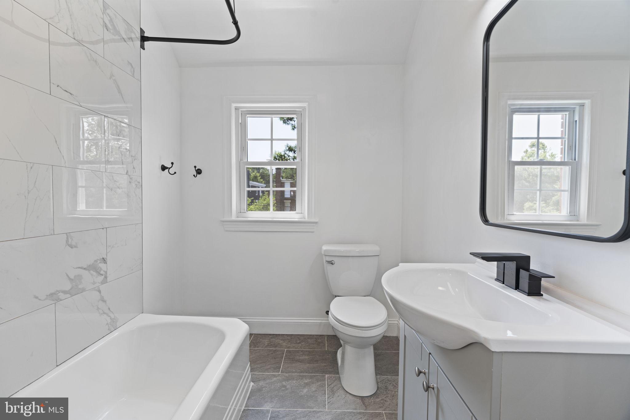132 FORRESTER STREET SW