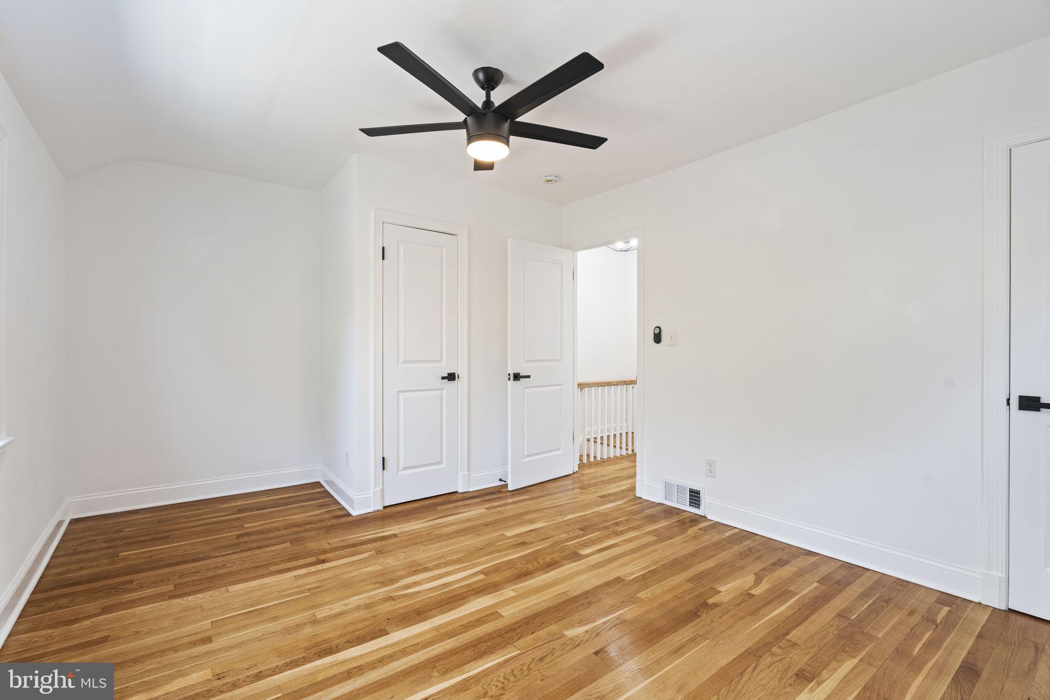 132 FORRESTER STREET SW