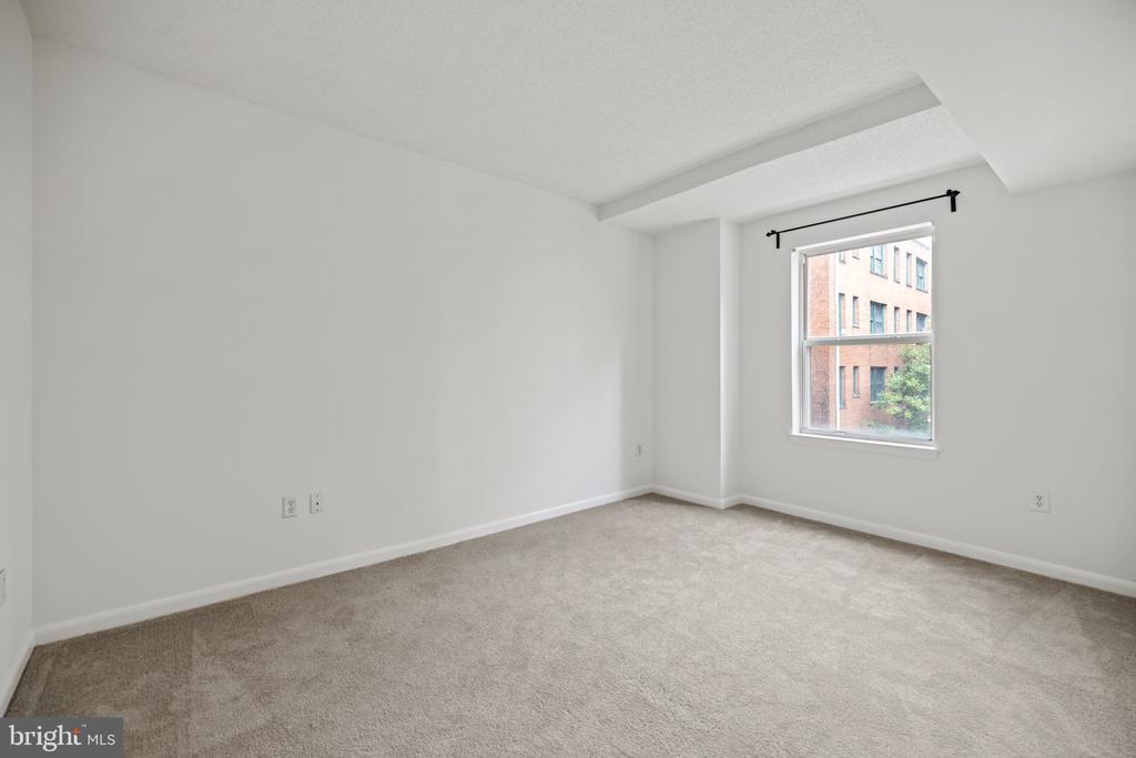 1111 11TH STREET NW 406