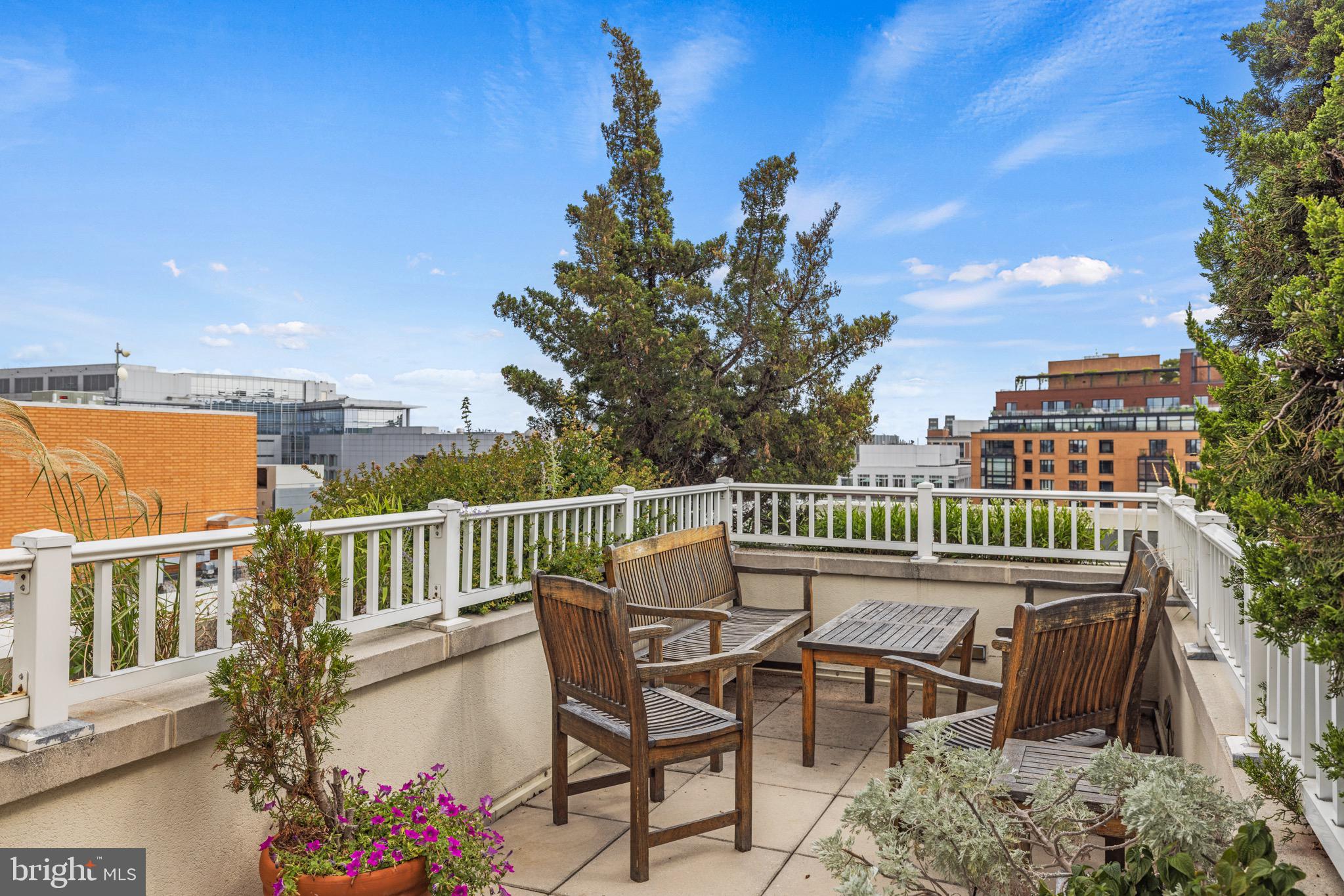 1111 11TH STREET NW 406