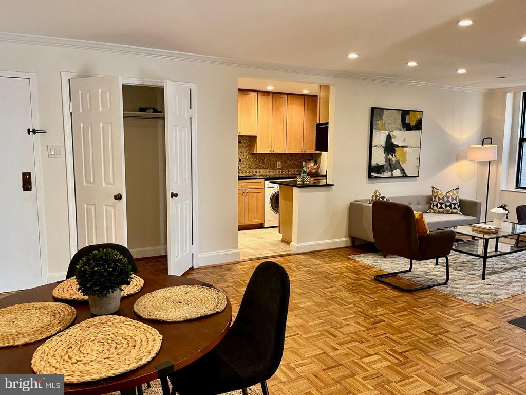 1316 New Hampshire Ave NW #201