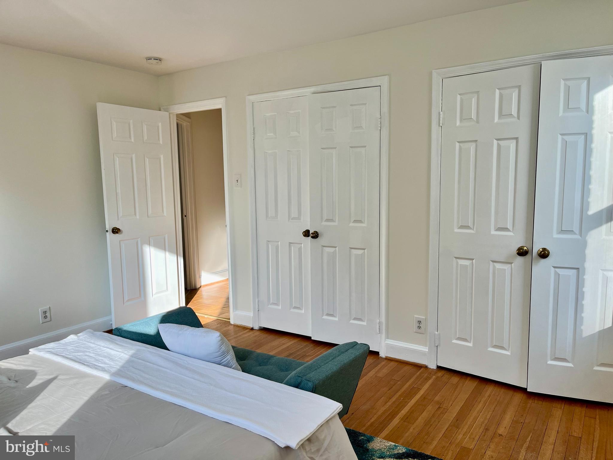 1316 New Hampshire Ave NW #201