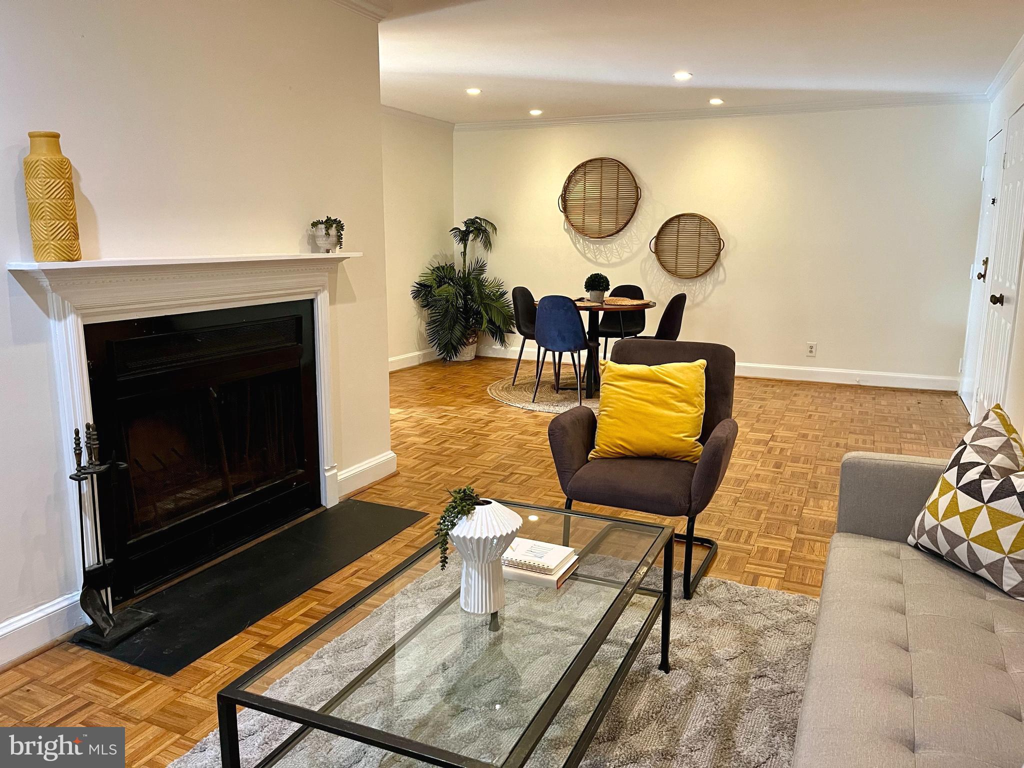1316 New Hampshire Ave NW #201