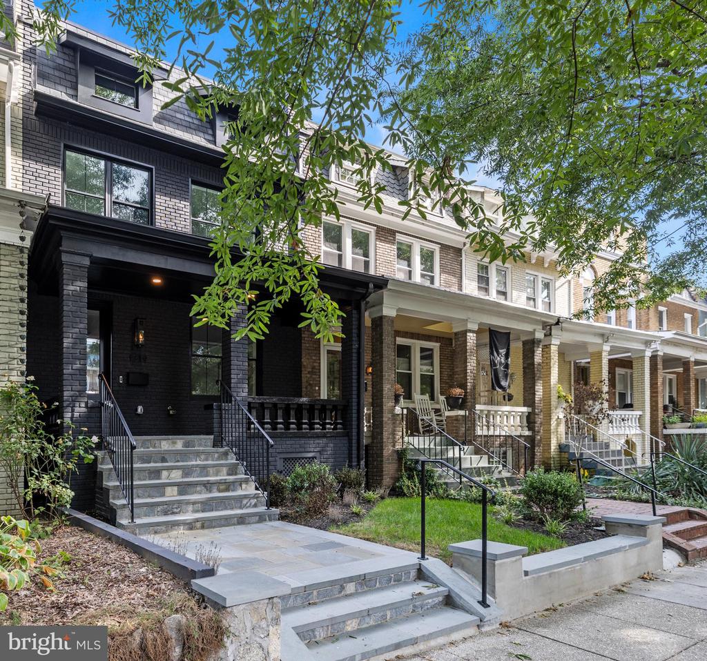 1319 TAYLOR STREET NW