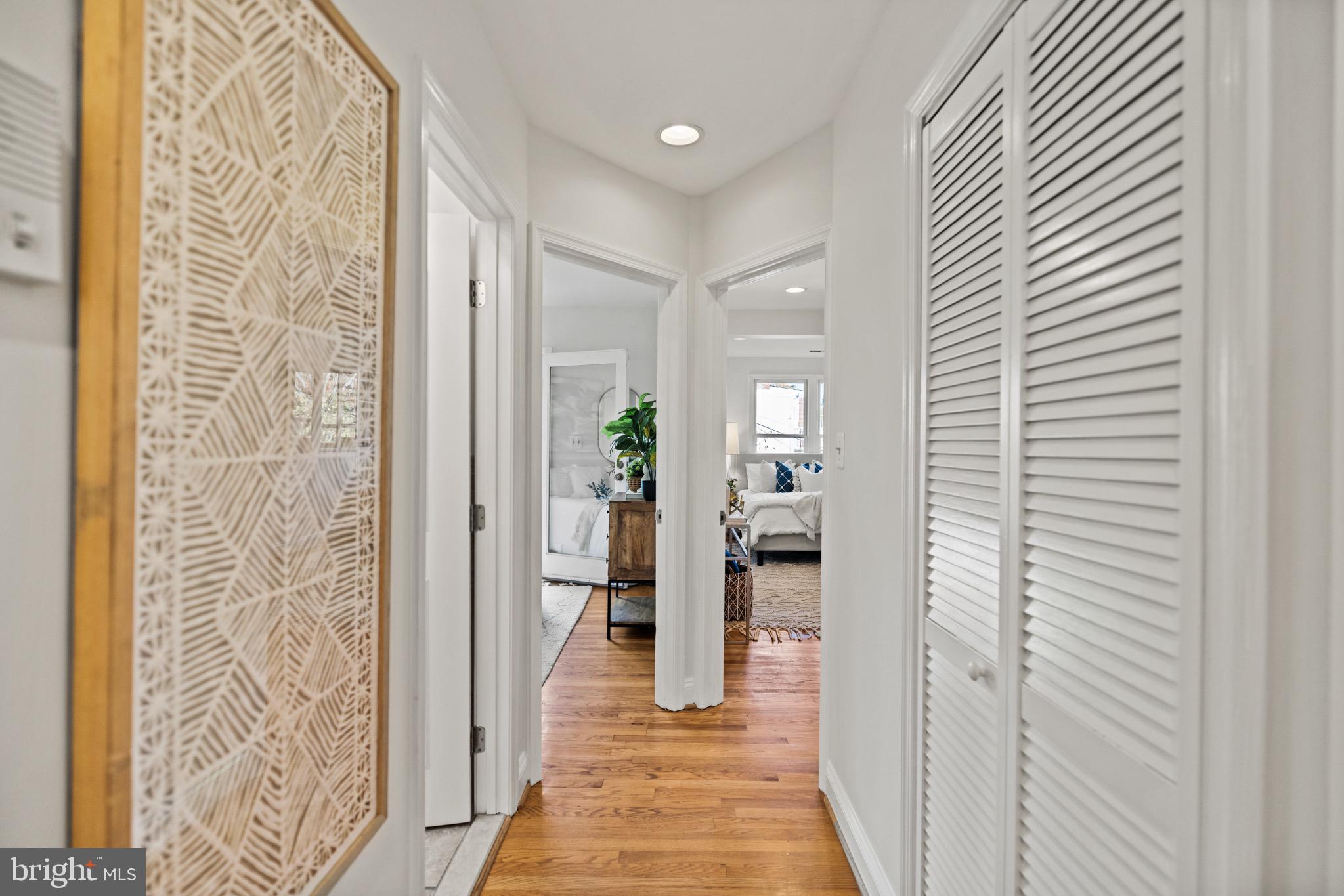 206 BRYANT STREET NE 3