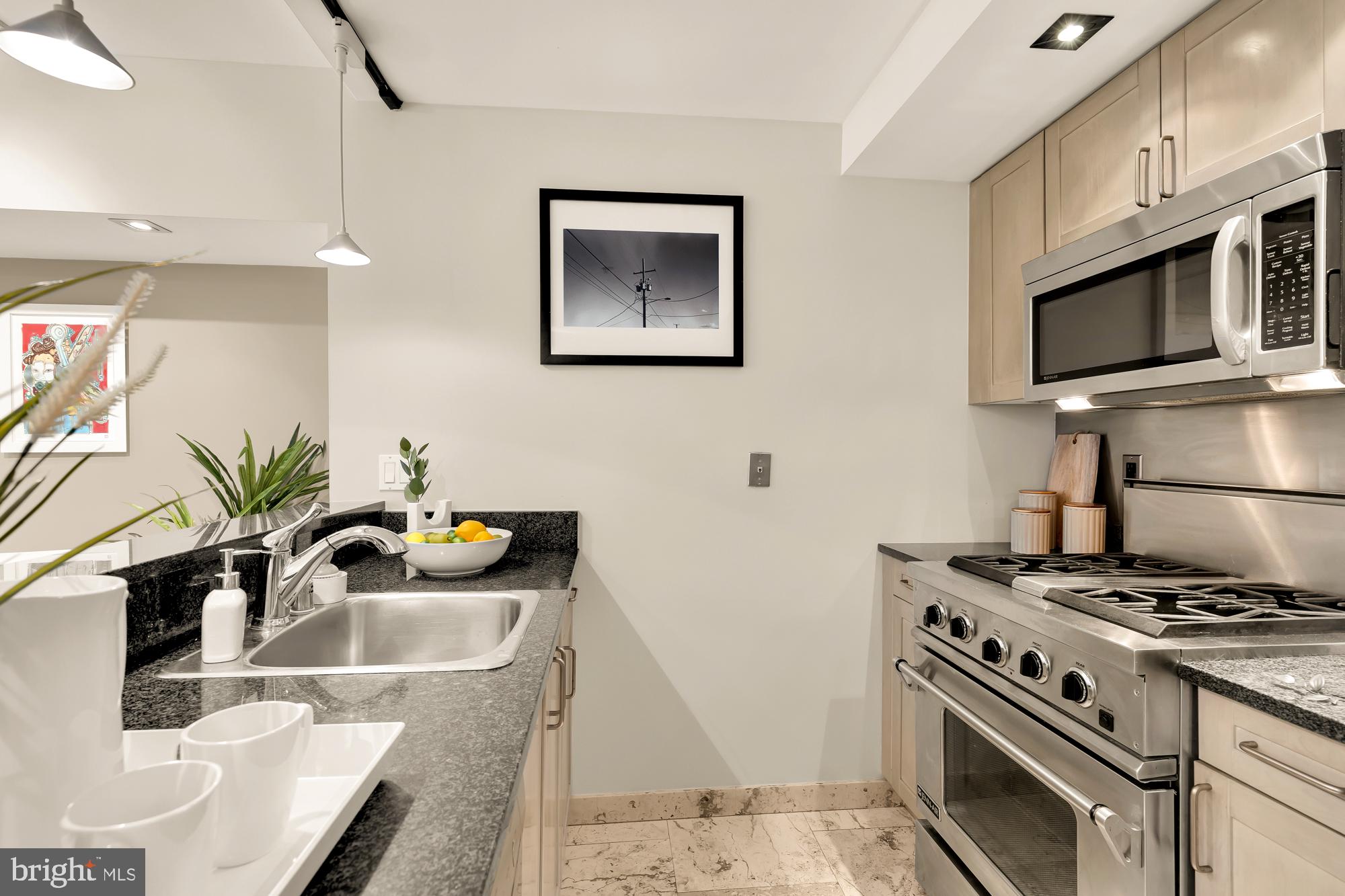 1520 16th St NW #103