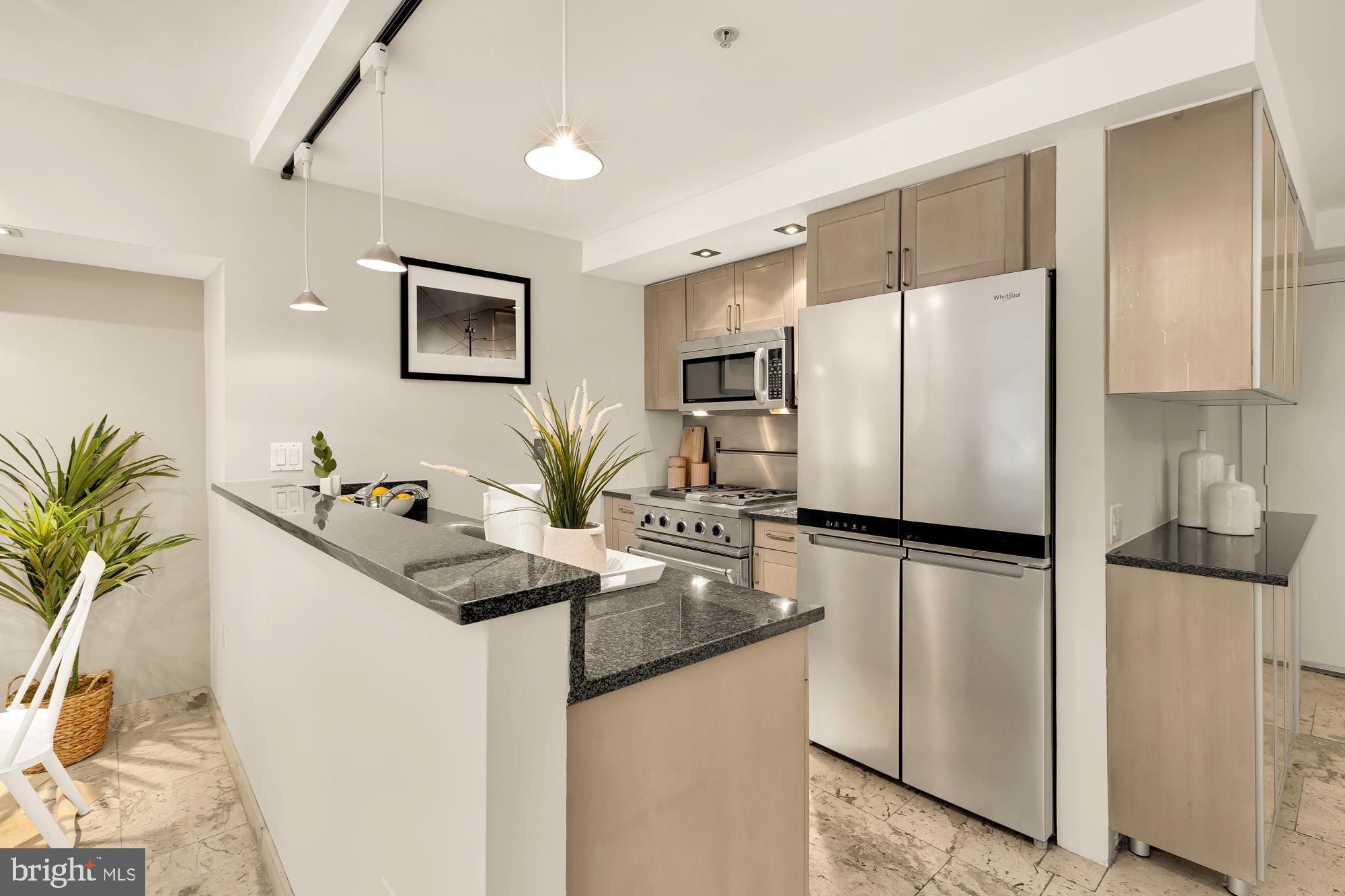 1520 16th St NW #103