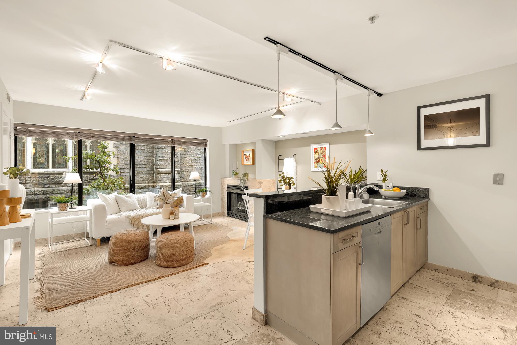 1520 16th St NW #103