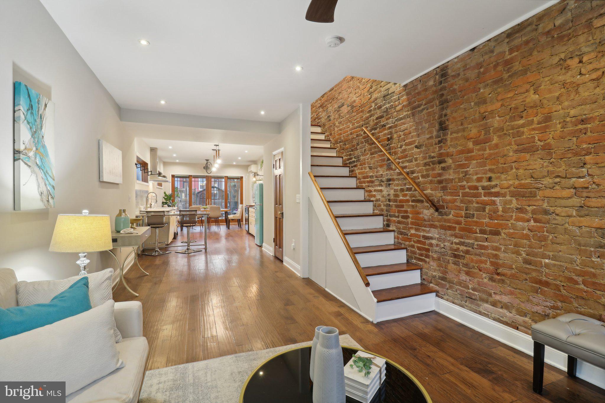 406 RICHARDSON PLACE NW