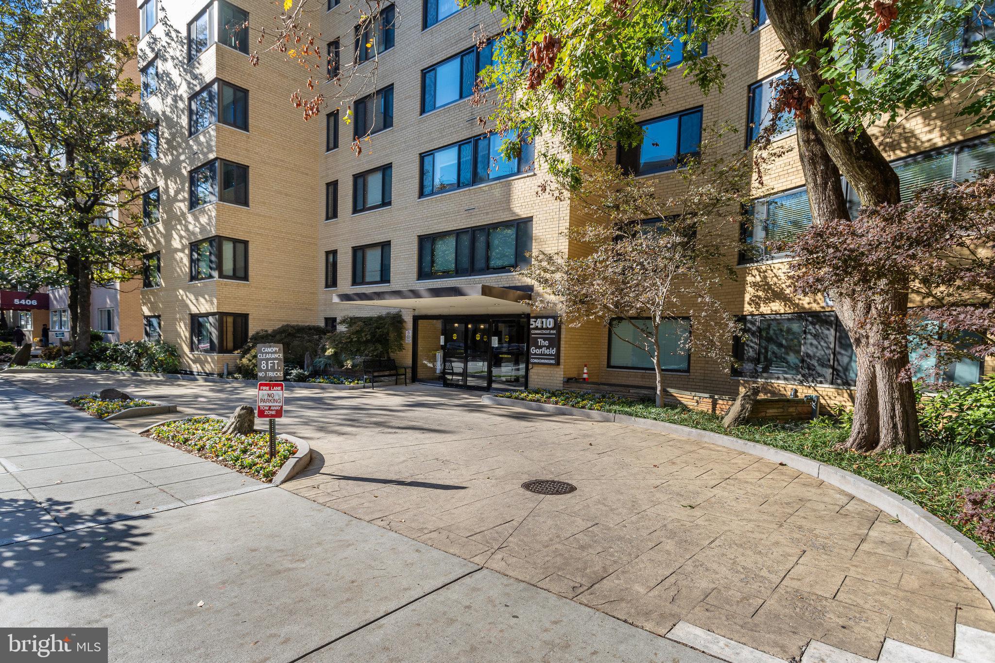 5410 Connecticut Ave NW #512