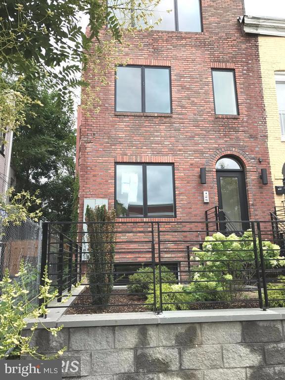 2825 SHERMAN AVENUE NW B