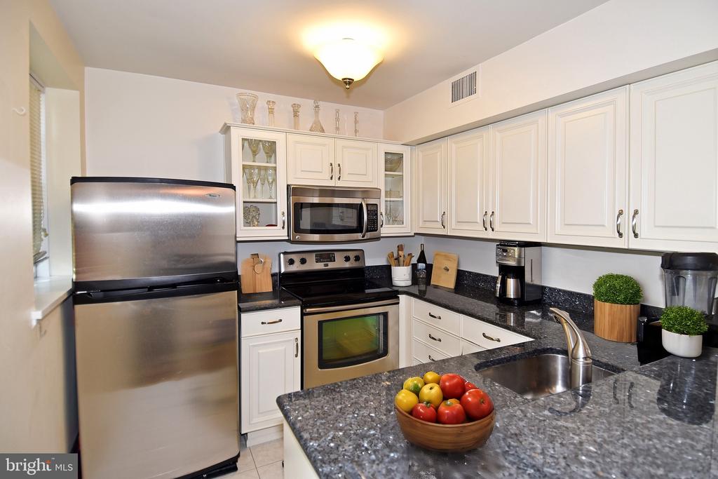 3690 38TH STREET NW Unit: B236