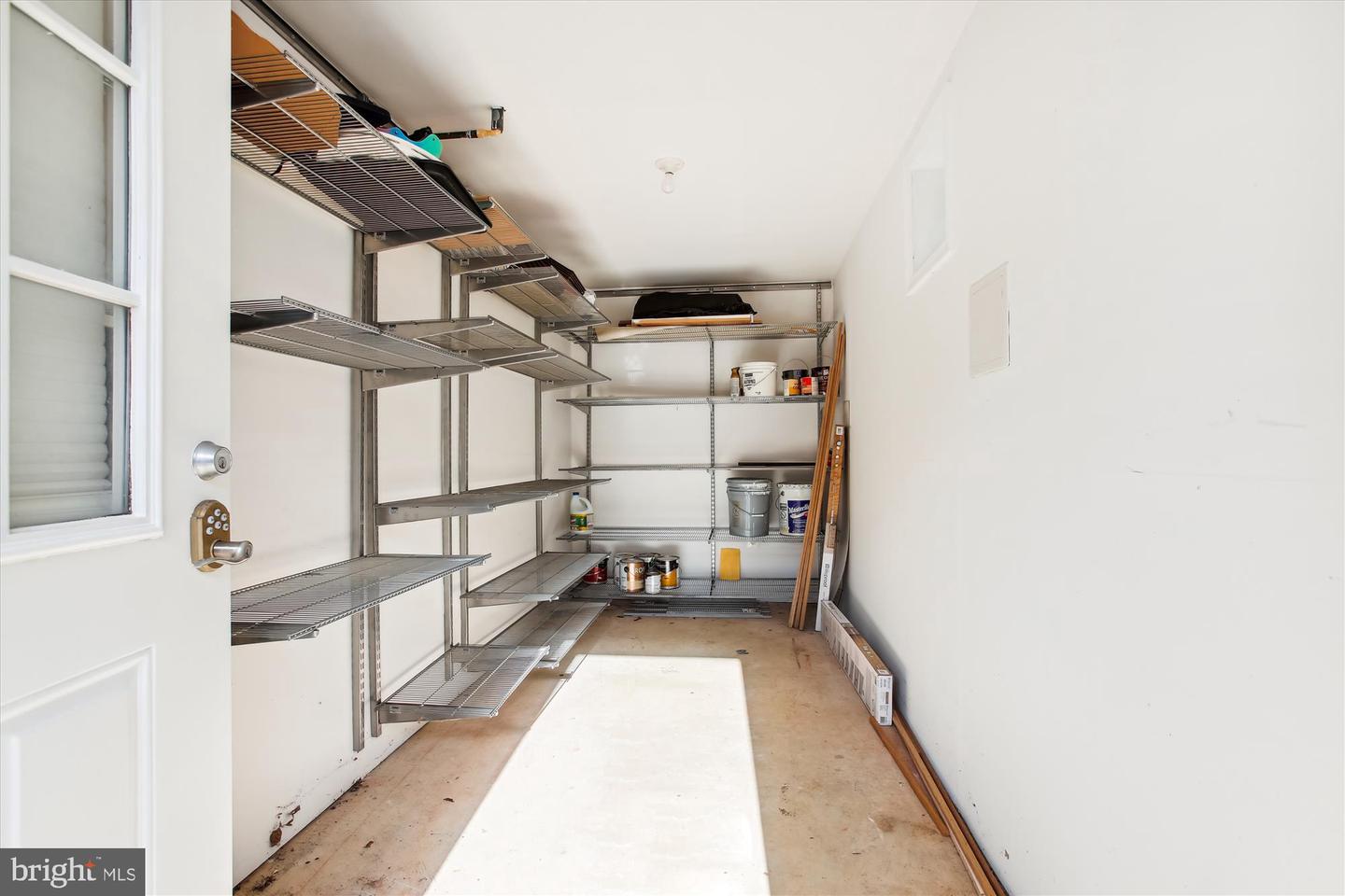 2210 39th Pl NW