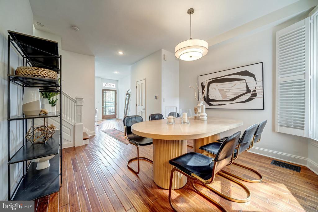 3524 11TH STREET NW