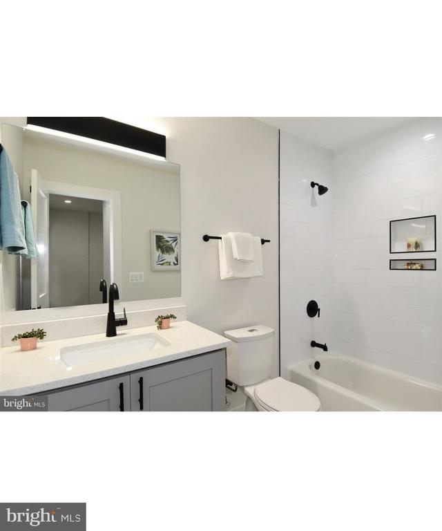 415 HAMILTON STREET NW 1