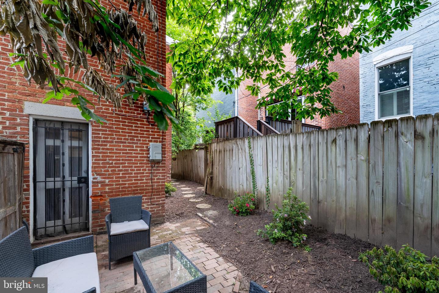 815 G St NE