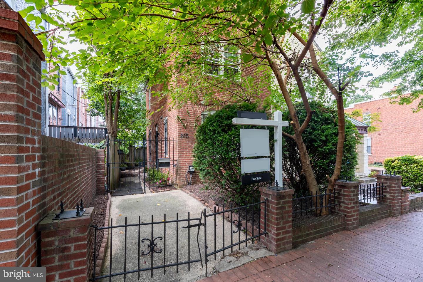 815 G St NE