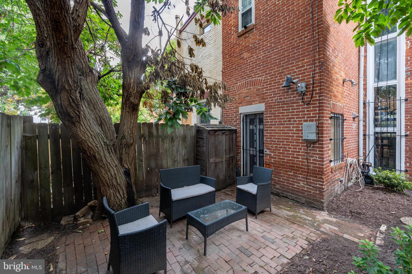 815 G St NE