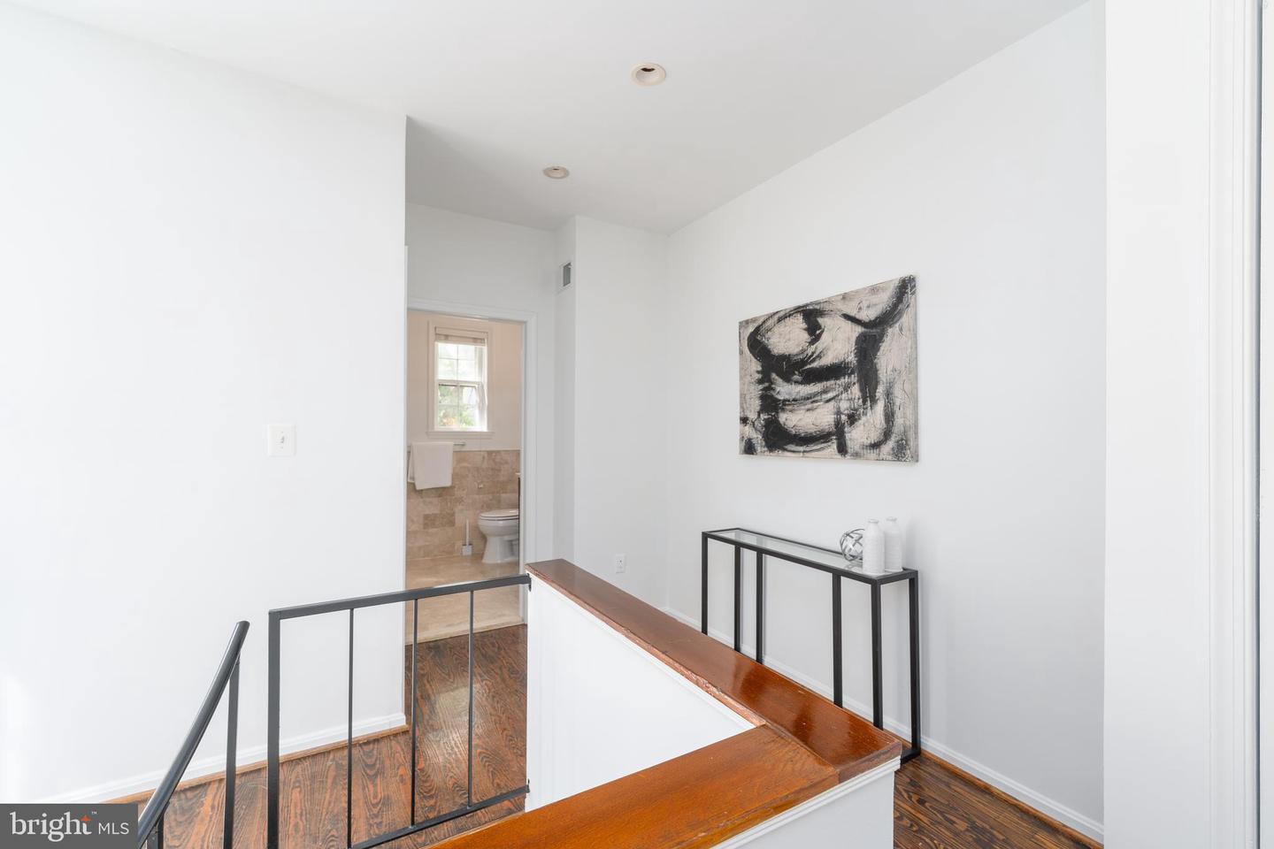 815 G St NE