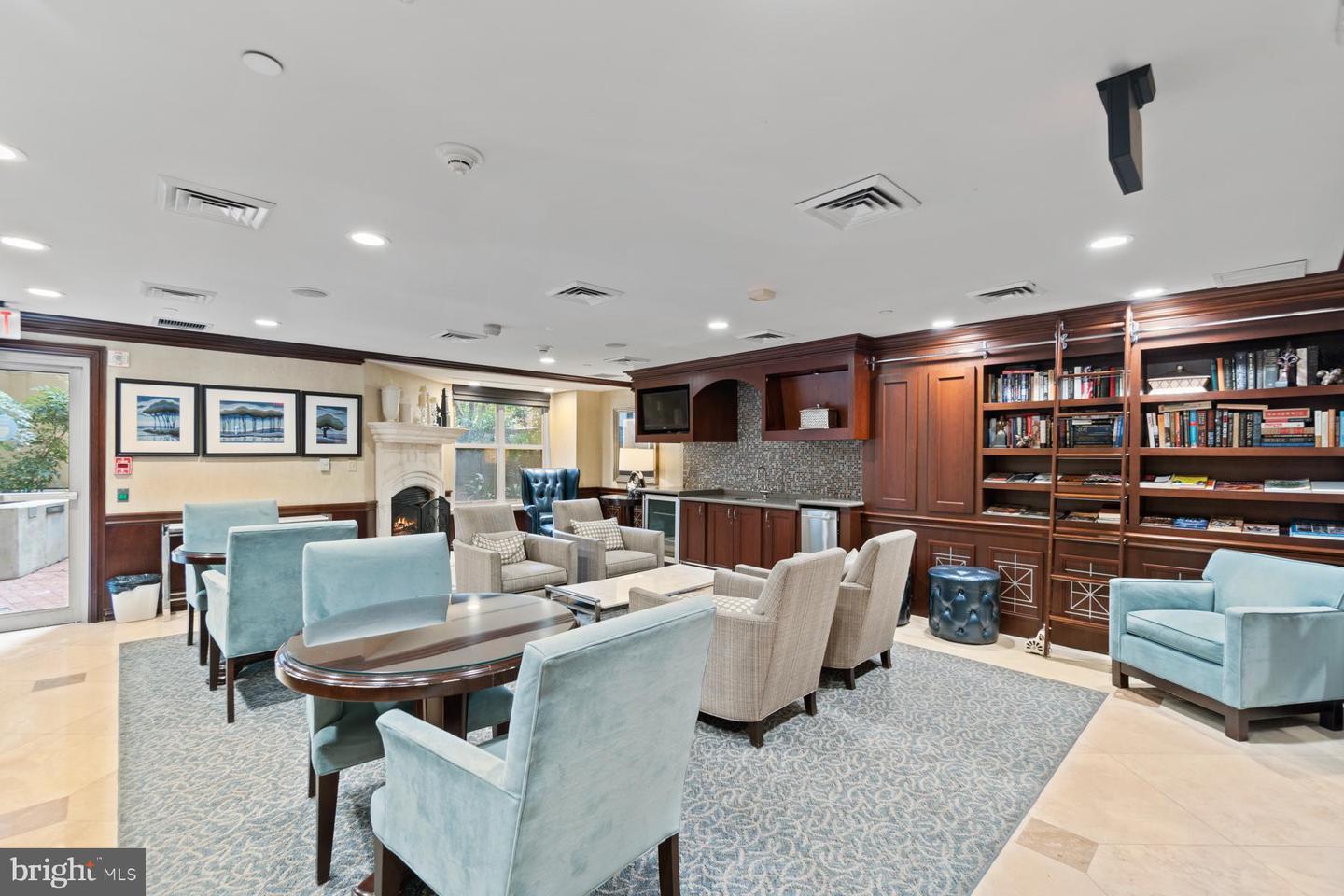 1441 Rhode Island Ave NW #402