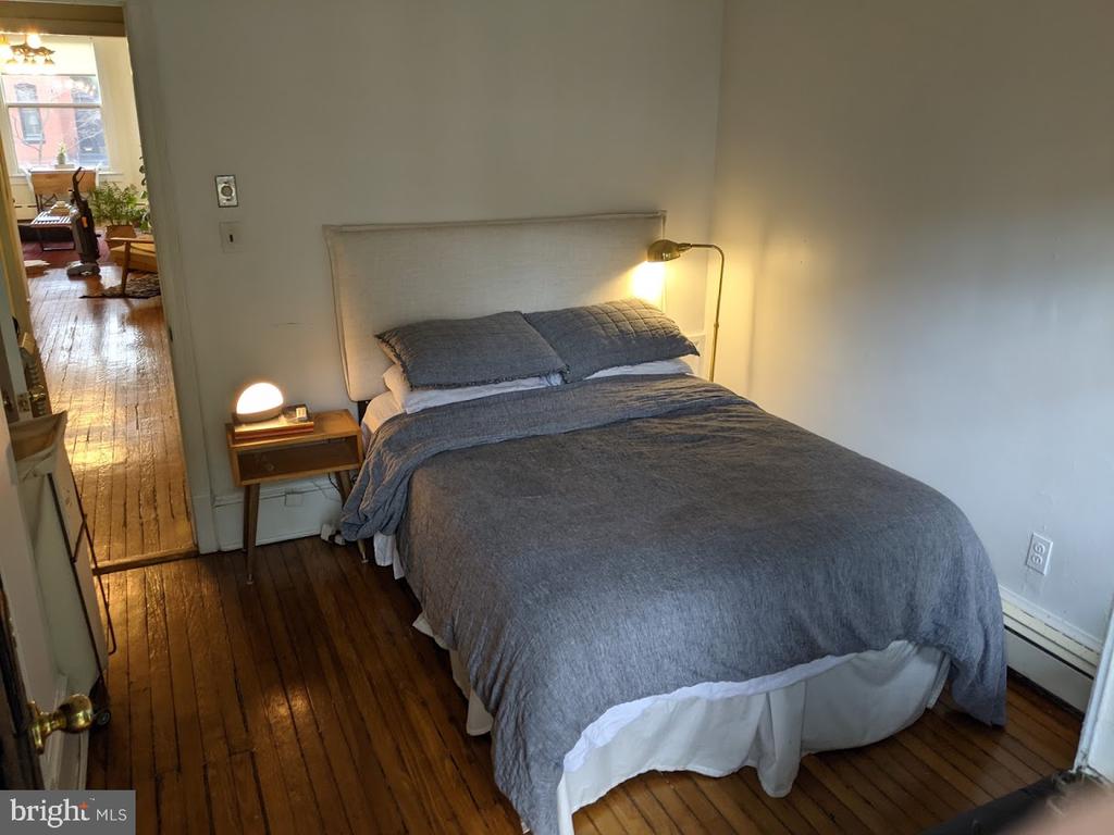 113 5TH STREET NE #1