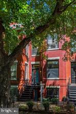 113 5TH STREET NE #1