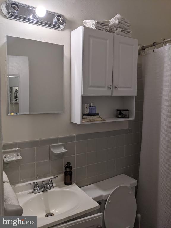 113 5TH STREET NE #1