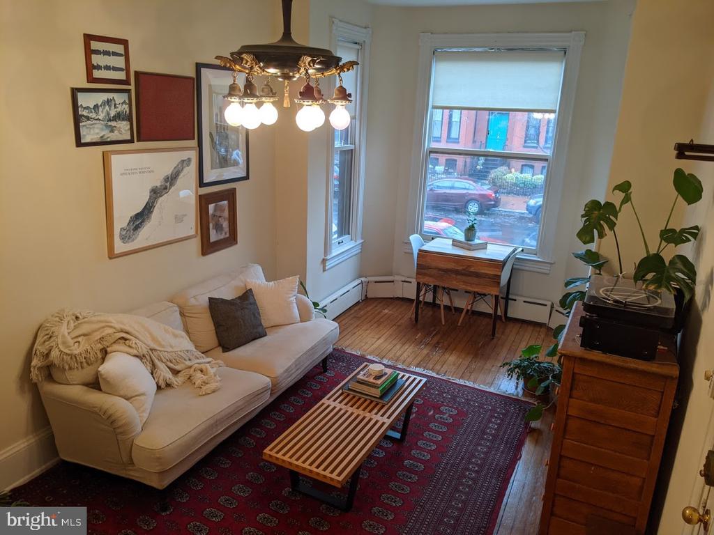 113 5TH STREET NE #1