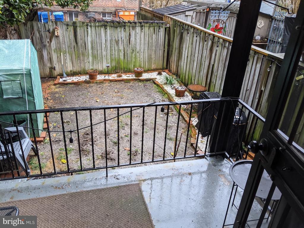 113 5TH STREET NE #1