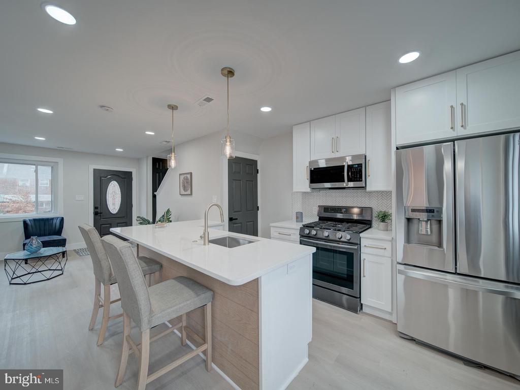 4372 Dubois Pl SE