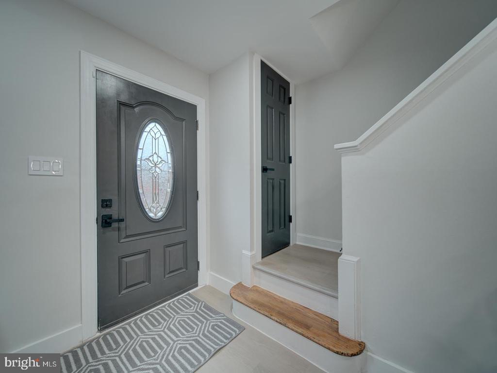 4372 Dubois Pl SE