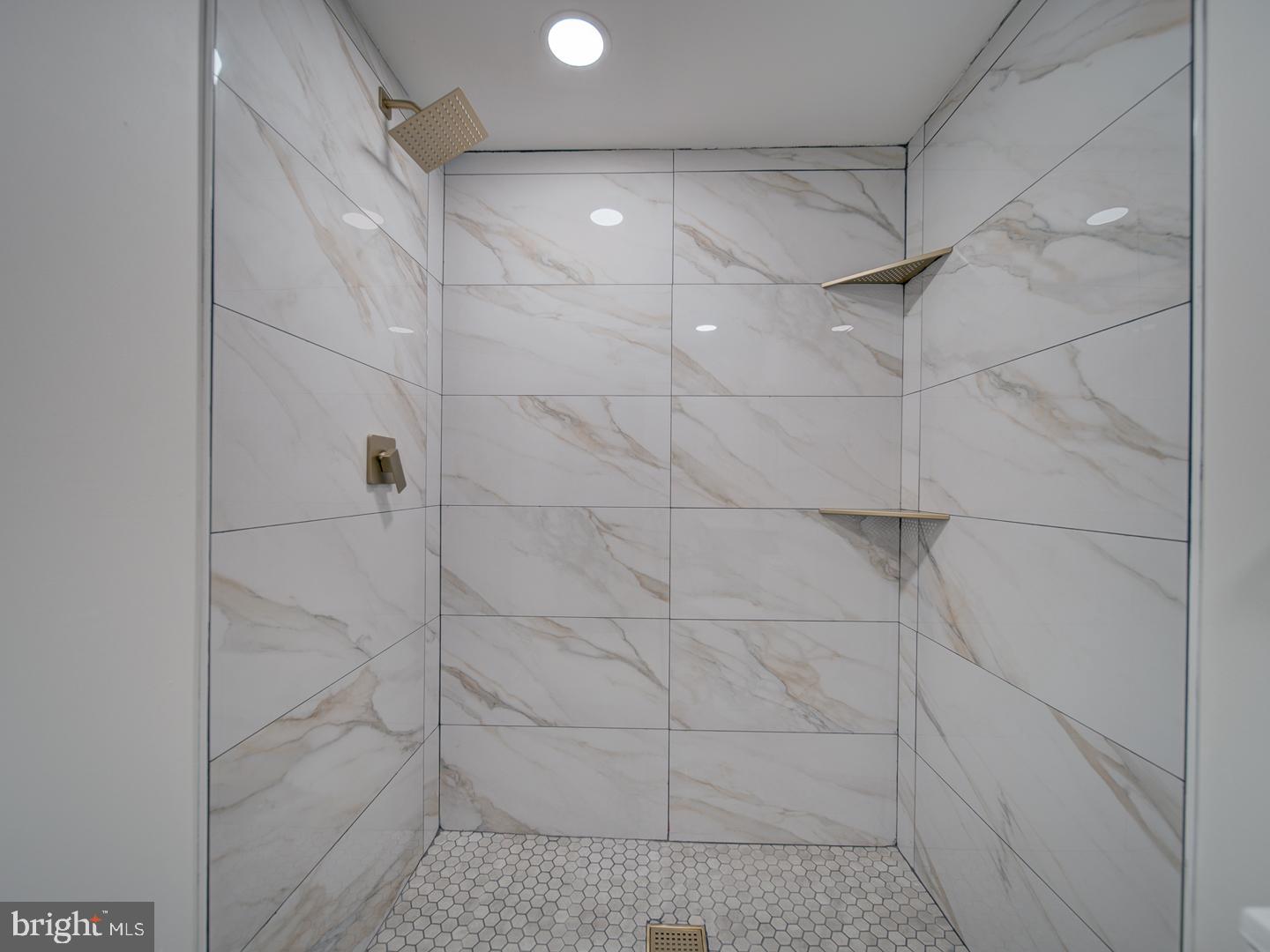 4372 Dubois Pl SE