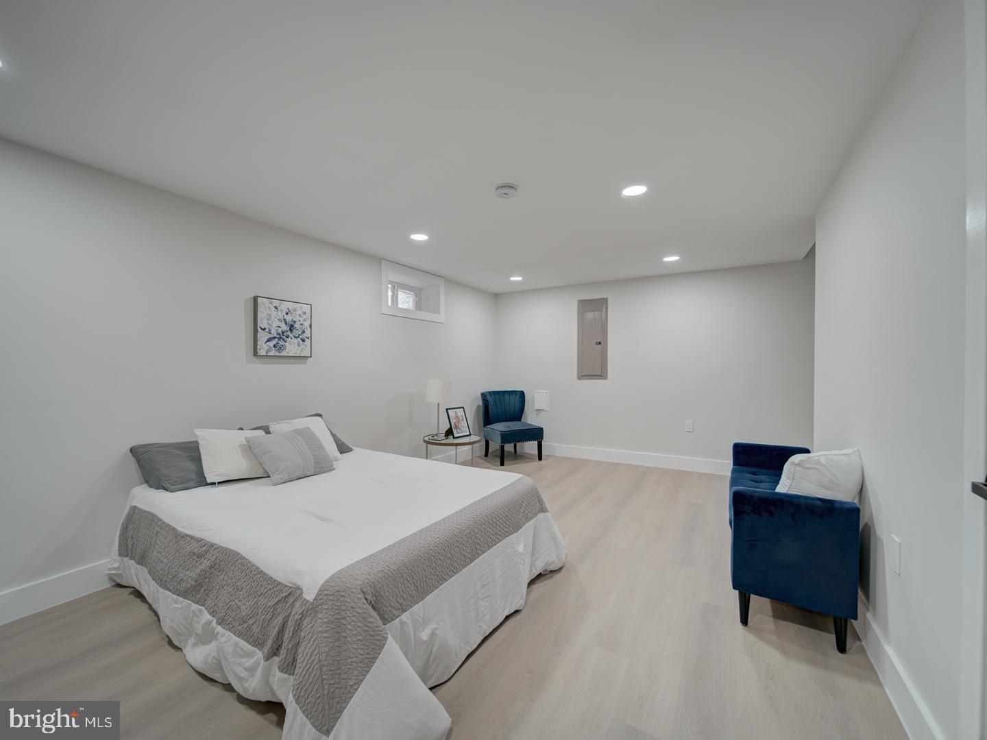 4372 Dubois Pl SE