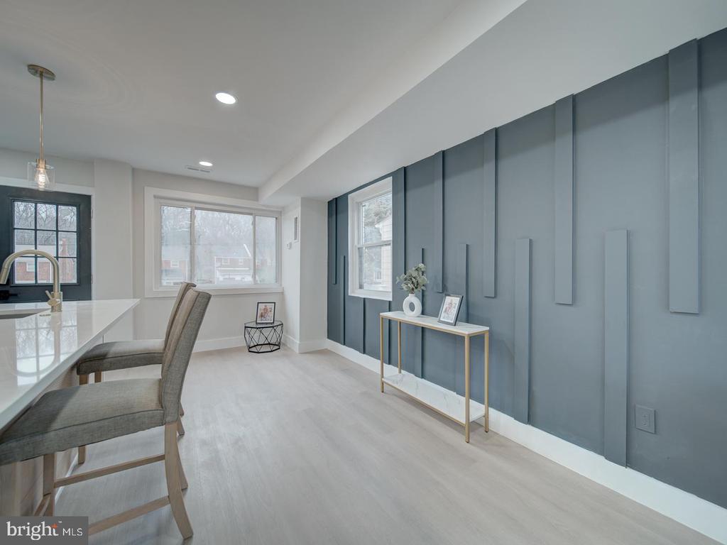 4372 Dubois Pl SE