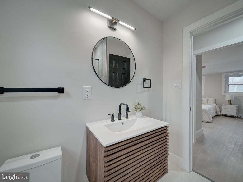 4372 Dubois Pl SE