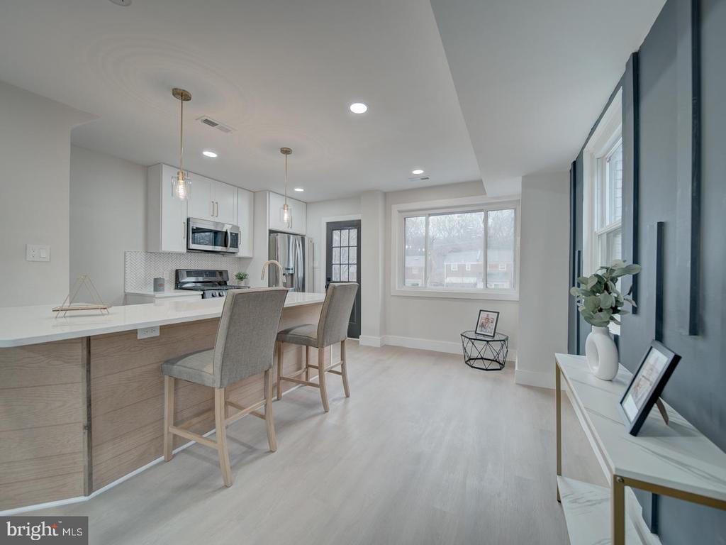 4372 Dubois Pl SE