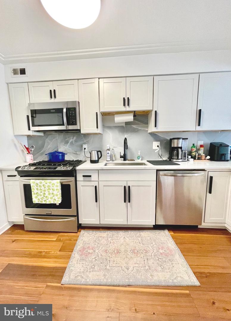 1330 NEW HAMPSHIRE AVE NW #607
