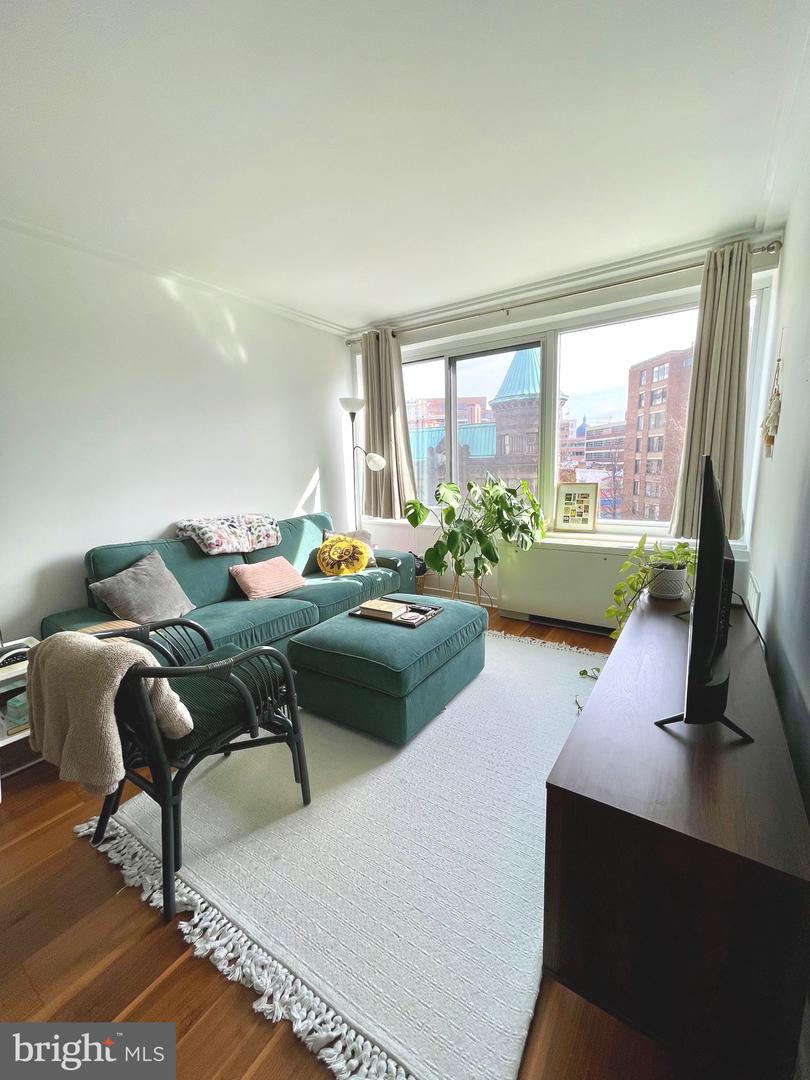 1330 NEW HAMPSHIRE AVE NW #607