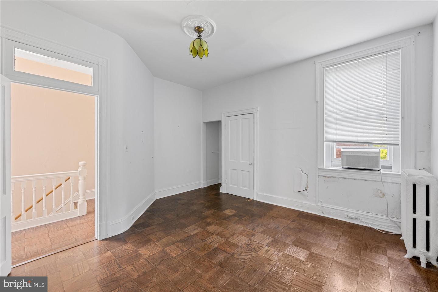 14 10th St NE