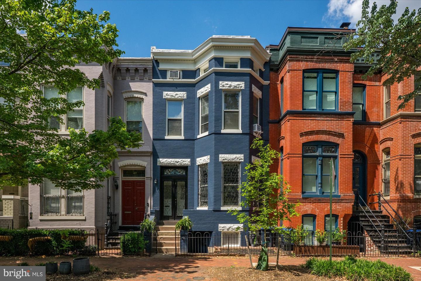 14 10th St NE