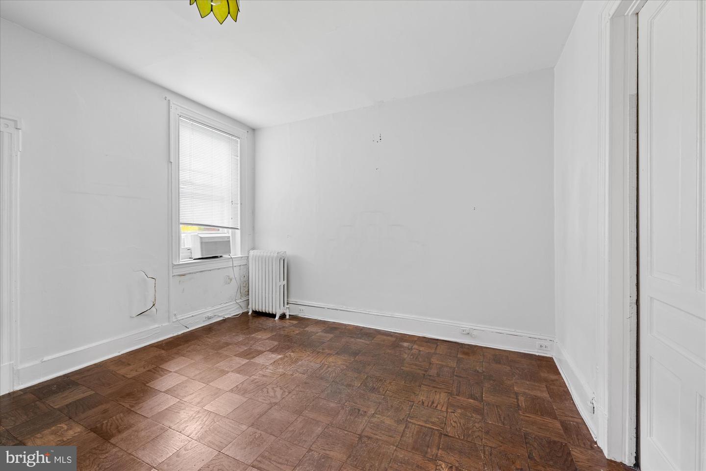 14 10th St NE