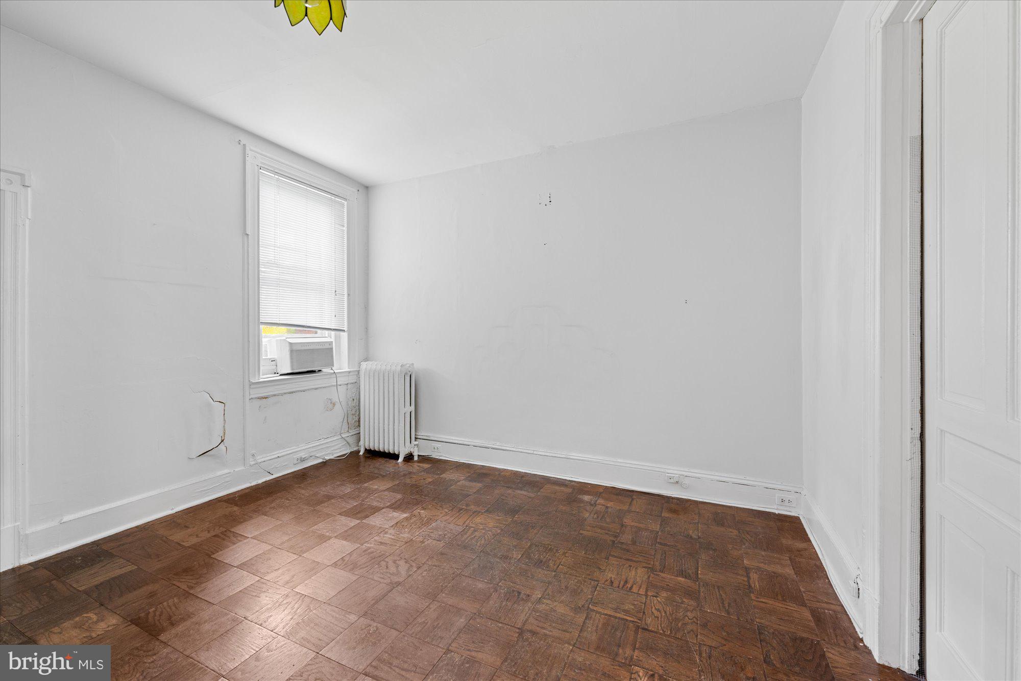 14 10th St NE