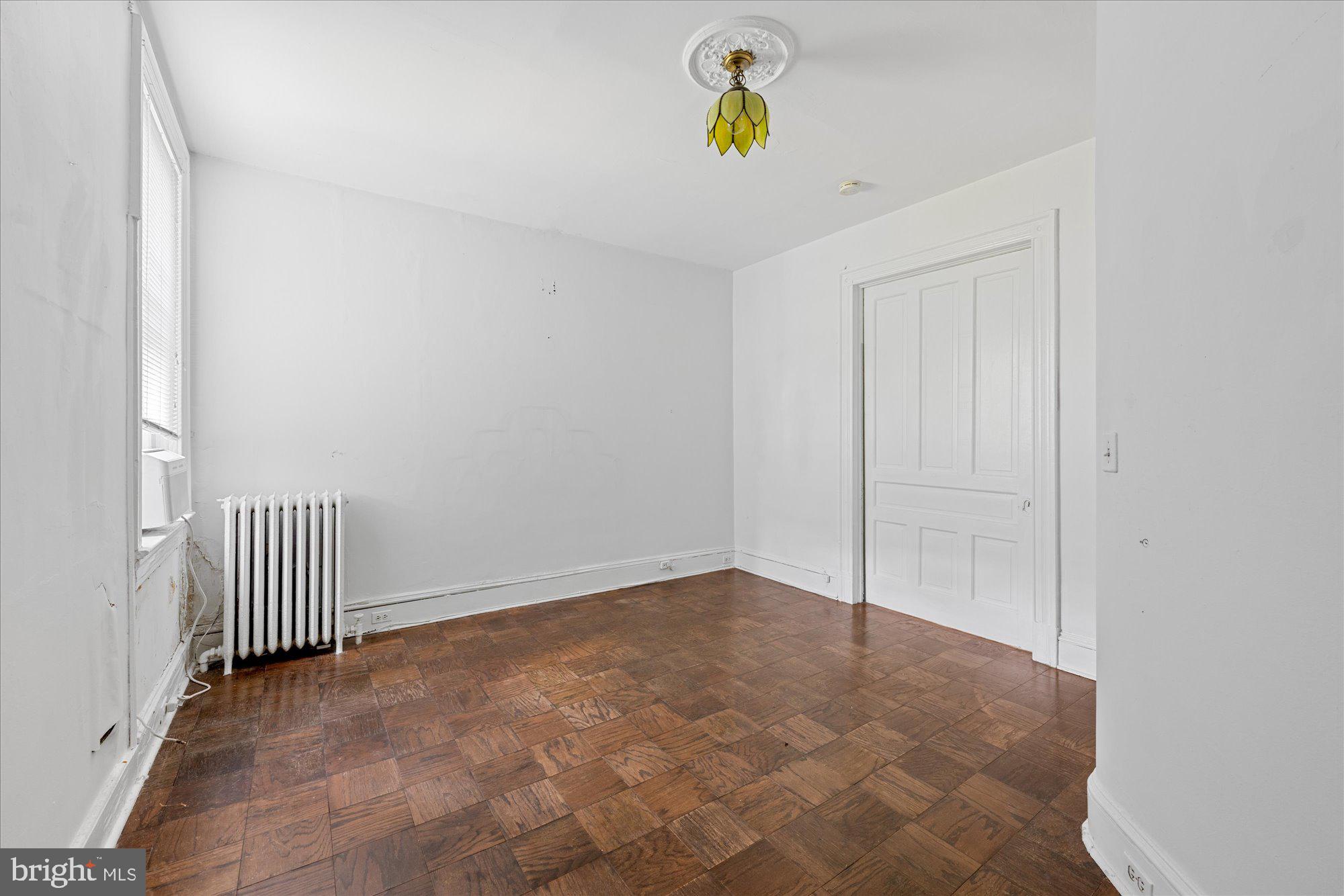 14 10th St NE